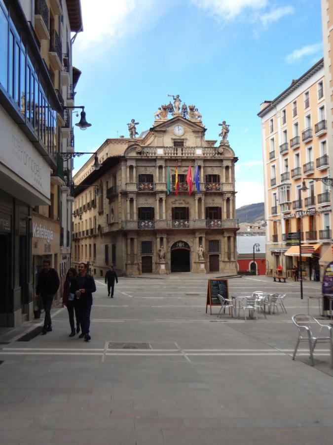 Plaza Consistorial Appartement Pamplona Buitenkant foto